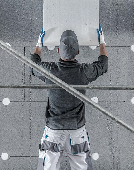 homme échafaudage exterieur